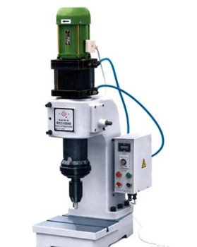 如何選擇滿(mǎn)意的液壓鉚接機(jī)廠家？