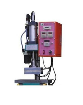 氣壓鉚接機(jī)怎么調(diào)壓力？丹峰機(jī)械科普！